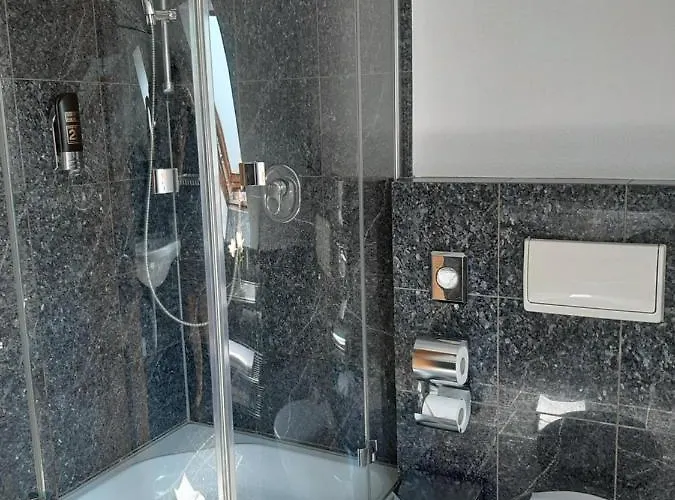 Messehotel Daucher A9 Autobahn 24h Self-check-in Hotel