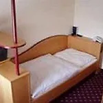 Messehotel Daucher A9 Autobahn 24h Self-check-in