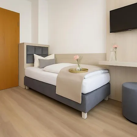 Messehotel Daucher A9 Autobahn 24h Self-check-in Hotell