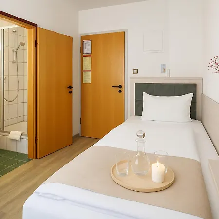 Messehotel Daucher Nuernberg A9 Autobahn24H Check-In نورنبيرغ