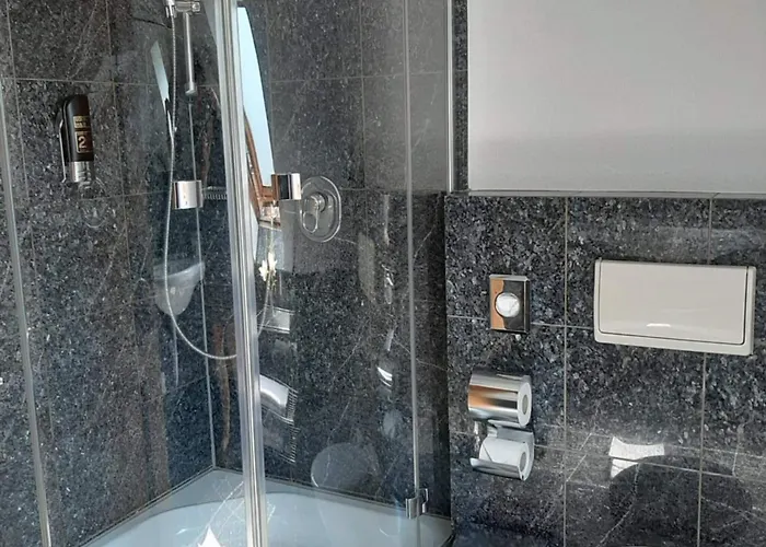 Ξενοδοχείο Messehotel Daucher A9 Autobahn 24h Self-check-in 3*